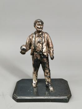 Versilberte Figur Kegler