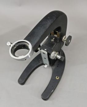 Mikroskop Carl Zeiss Jena und Stativ und Biotar 2/25