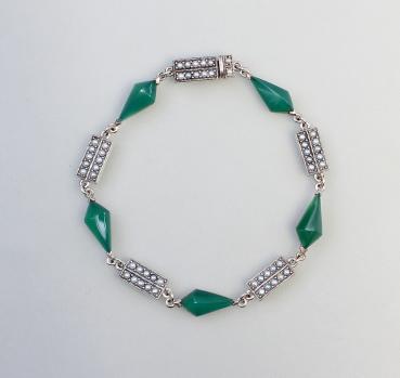 Smaragdgrü. Achat-Armband mit Perlchen Art déco