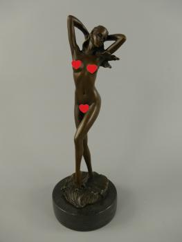 Bronze Skulptur weiblicher Akt