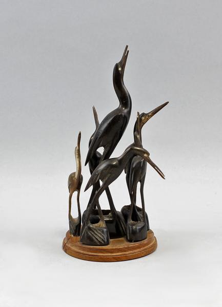 Horn-Skulptur Vögel Störche