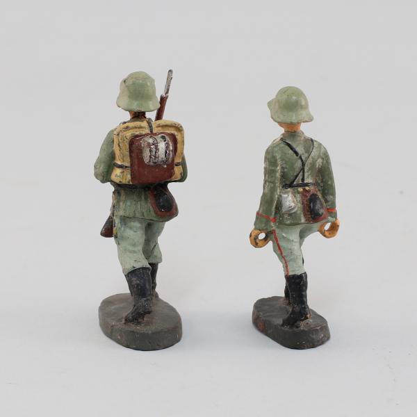 2 Massefiguren Elastolin Wehrmacht