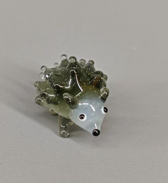 Igel grau