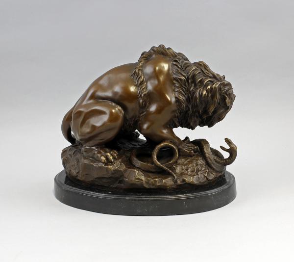 Bronze Barye Löwe und Schlange