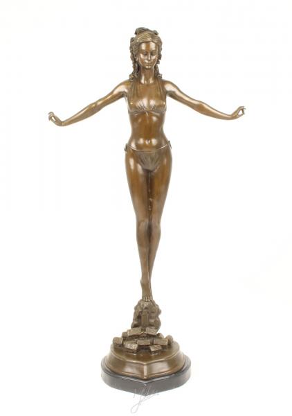 Bronze Skulptur Frau in Bikini