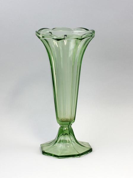 Grüne Vase Art déco